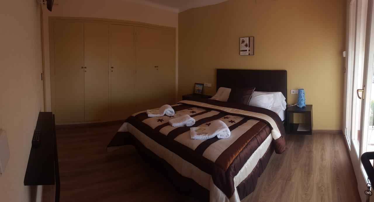 Hotel Beach Playa Castelldefels Exterior photo